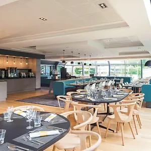 Novotel Lille Aéroport Hotel Lesquin