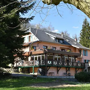 Les Lodges Du Saint-Alban-de-Montbel